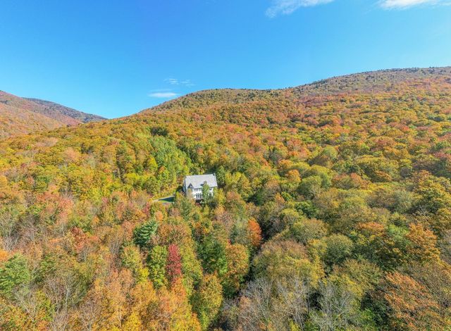 50 Grouse Lane, Dorset, VT 05251