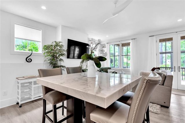 11190 Serenbe Lane, Chattahoochee Hills, GA 30268
