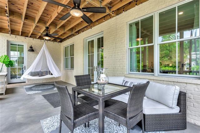 11190 Serenbe Lane, Chattahoochee Hills, GA 30268
