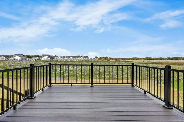 559 Morning Cove Circle, Verona, WI 53593