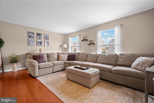 210 MARTINS WAY, Mount Laurel, NJ 08054