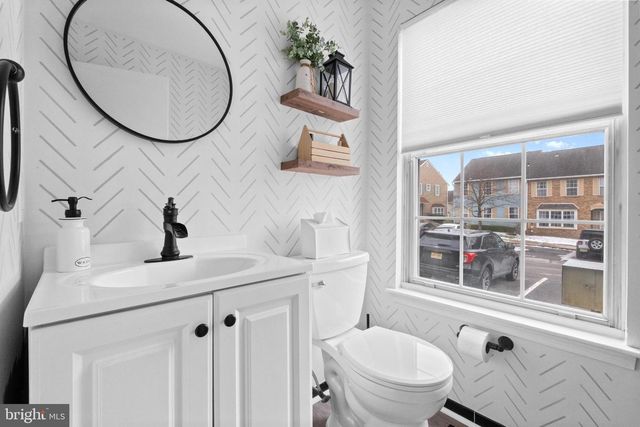 210 MARTINS WAY, Mount Laurel, NJ 08054