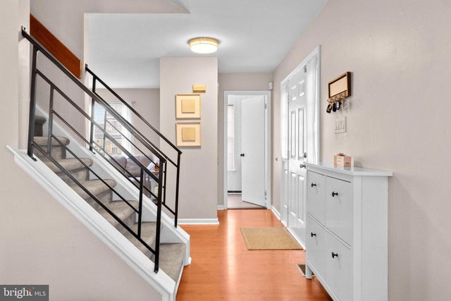 210 MARTINS WAY, Mount Laurel, NJ 08054