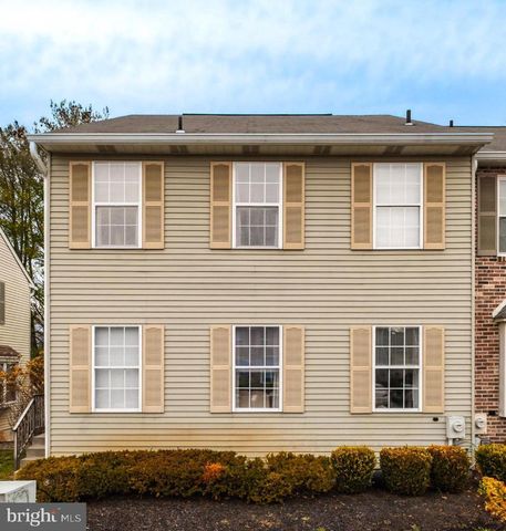 210 MARTINS WAY, Mount Laurel, NJ 08054