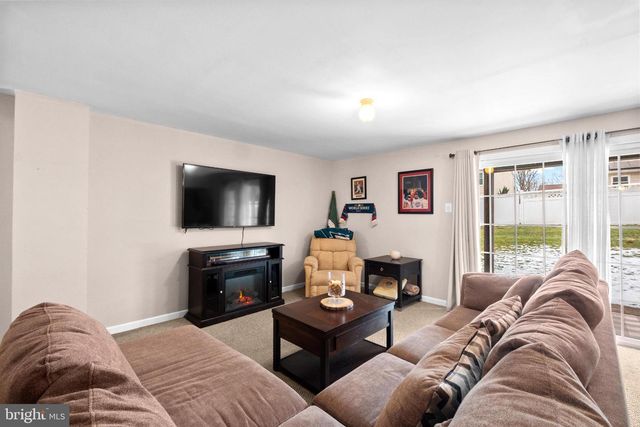 210 MARTINS WAY, Mount Laurel, NJ 08054