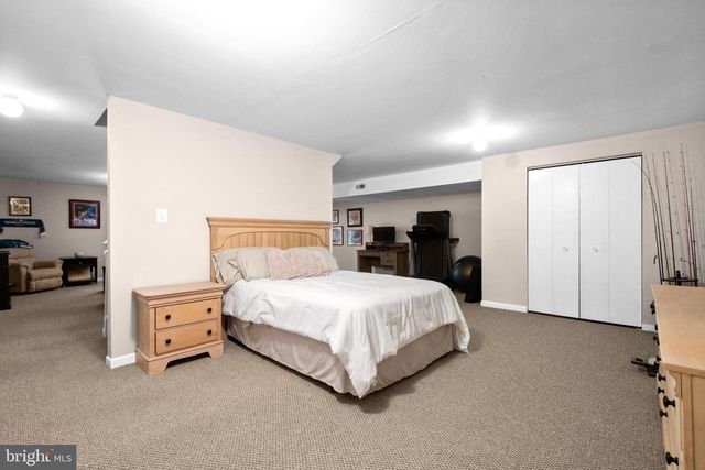 210 MARTINS WAY, Mount Laurel, NJ 08054