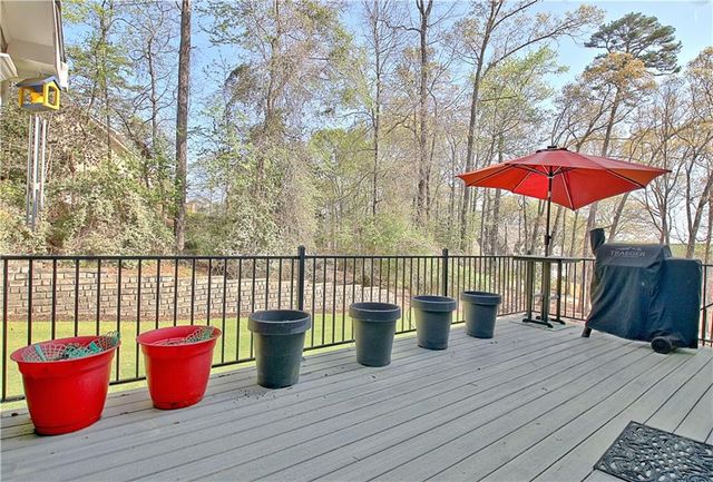 100 Smokerise Trace, Peachtree City, GA 30269