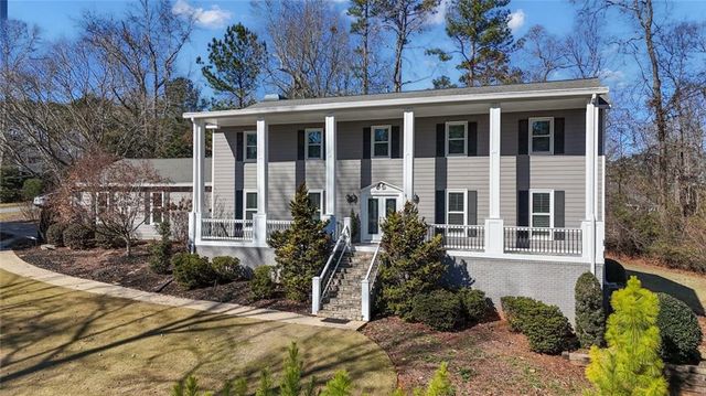 100 Smokerise Trace, Peachtree City, GA 30269