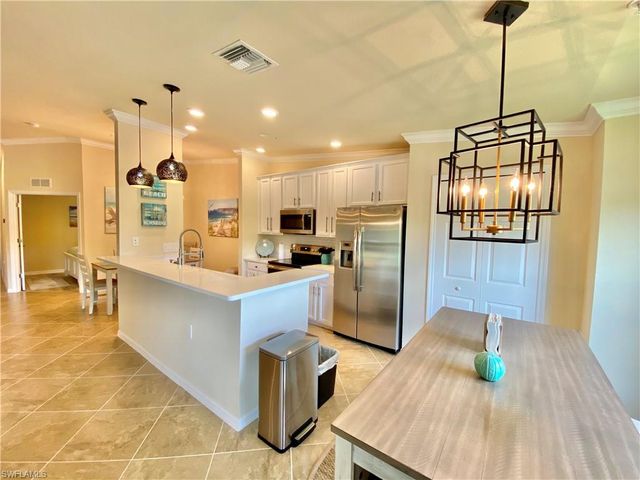 28003 Bridgetown CT 5124, Bonita Springs, FL 34135