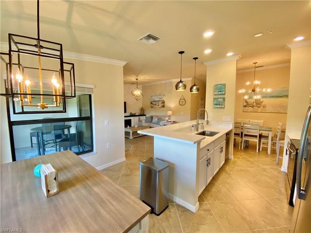 28003 Bridgetown CT 5124, Bonita Springs, FL 34135