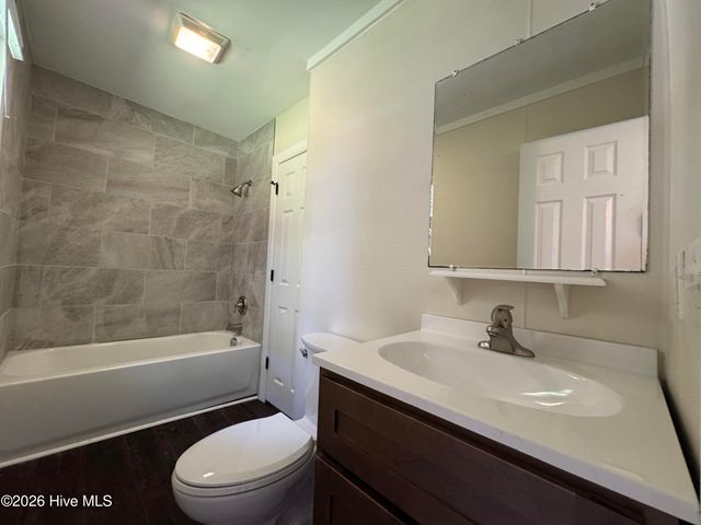317 Covington Road, Wilmington, NC 28409