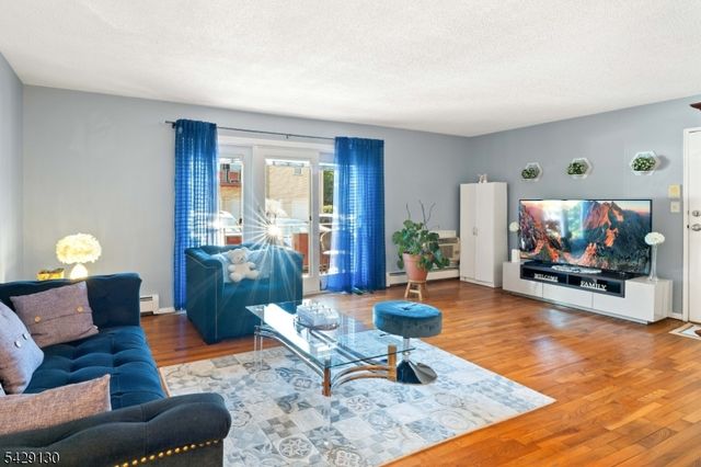 398 Hoover Ave 185, Bloomfield Twp., NJ 07003