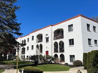 320 Fellsview Terrace 326 C, Stoneham, MA 02180