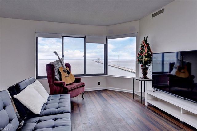 7501 River Rd Apt 16C, Newport News, VA 23607
