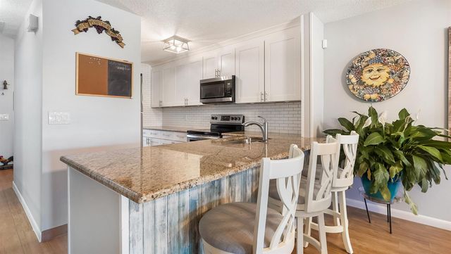 5620 Queen Palm Court C, Delray Beach, FL 33484