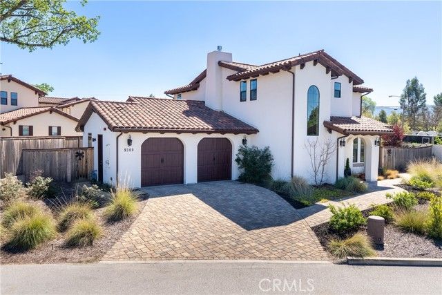 9300 Via Castillo, Atascadero, CA 93422