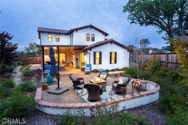 9300 Via Castillo, Atascadero, CA 93422