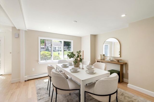 27 Rolling Lane, Needham, MA 02492