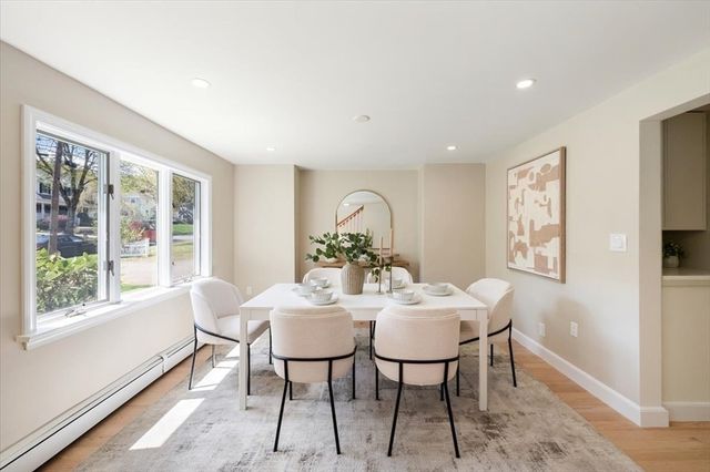 27 Rolling Lane, Needham, MA 02492