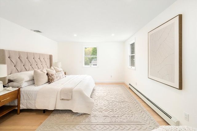 27 Rolling Lane, Needham, MA 02492