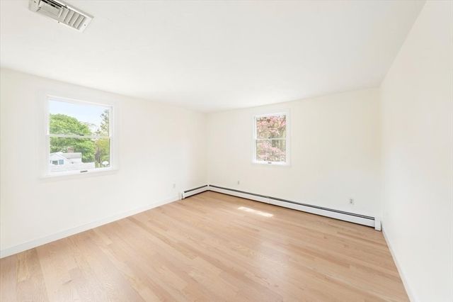 27 Rolling Lane, Needham, MA 02492