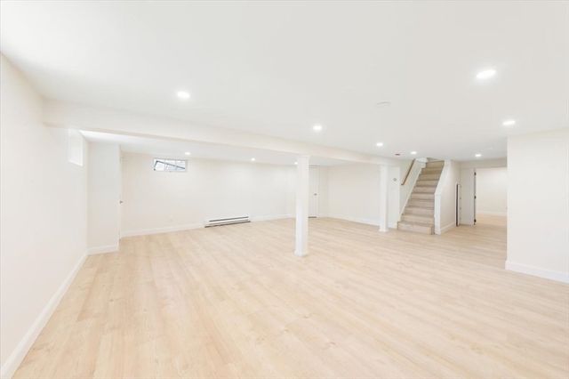 27 Rolling Lane, Needham, MA 02492