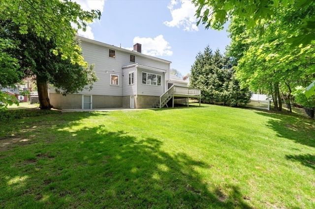 27 Rolling Lane, Needham, MA 02492