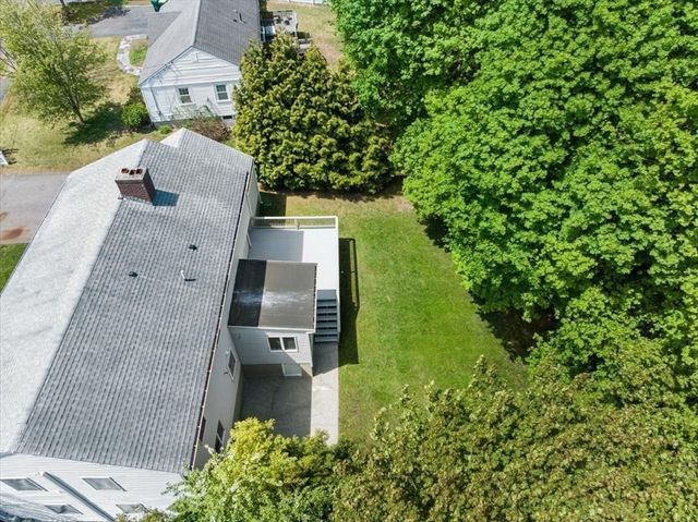 27 Rolling Lane, Needham, MA 02492