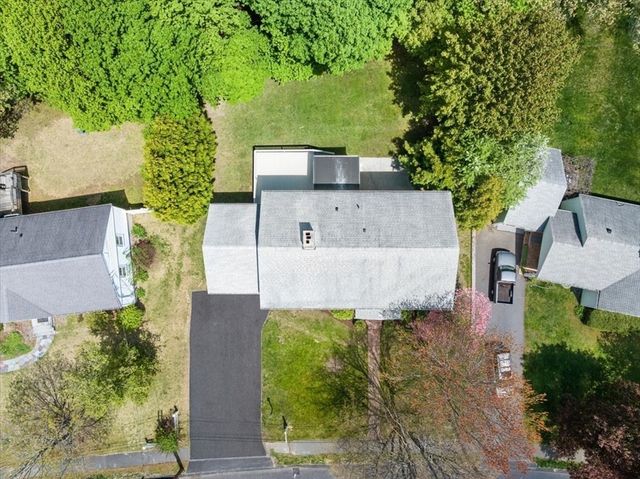 27 Rolling Lane, Needham, MA 02492