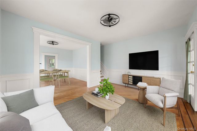 270 Richmond Terrace, Staten Island, NY 10301