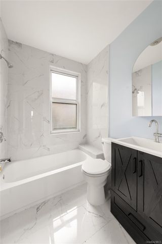 270 Richmond Terrace, Staten Island, NY 10301