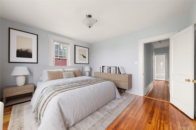 270 Richmond Terrace, Staten Island, NY 10301