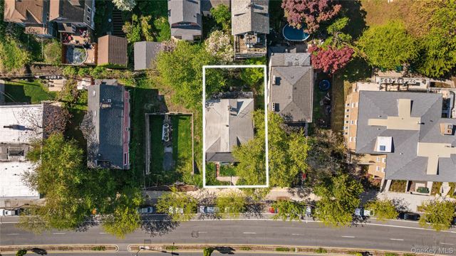 270 Richmond Terrace, Staten Island, NY 10301
