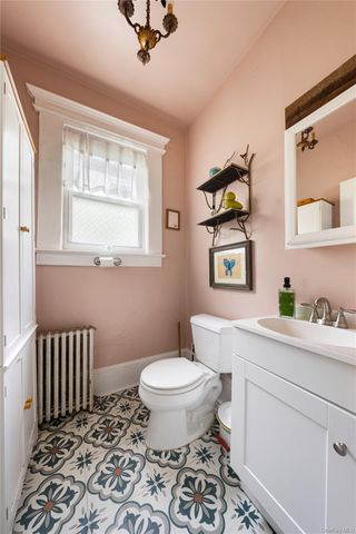270 Richmond Terrace, Staten Island, NY 10301