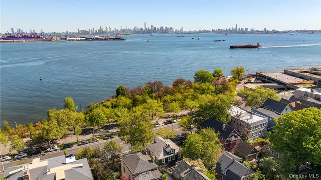 270 Richmond Terrace, Staten Island, NY 10301