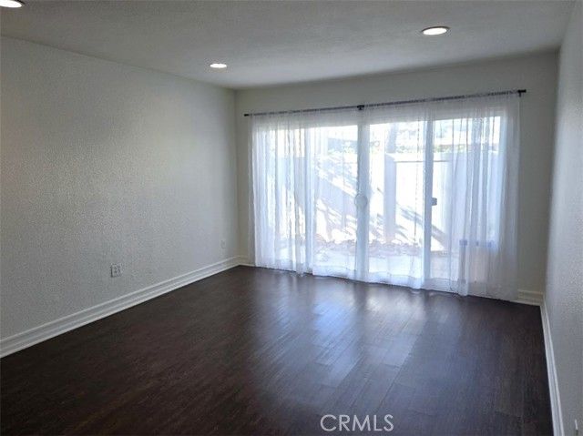 1101 W MacArthur Blvd 219, Santa Ana, CA 92707