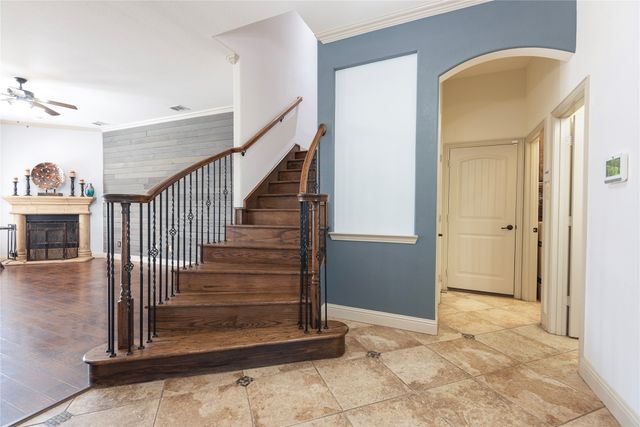 106 Highwood Avenue, Oak Point, TX 75068