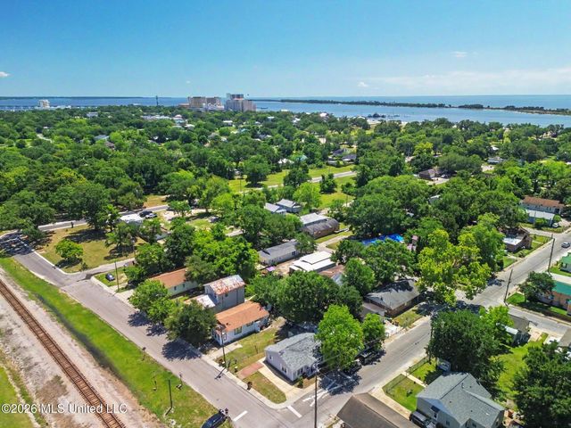 198 Keller Avenue, Biloxi, MS 39530