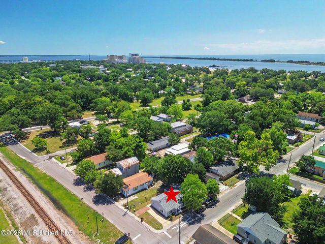 198 Keller Avenue, Biloxi, MS 39530