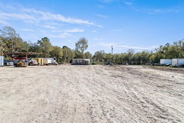 3740 Us 90 E, Liberty, TX 77575