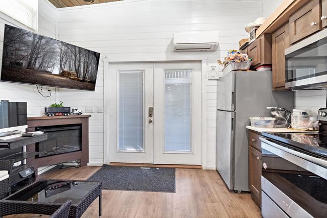 3740 Us 90 E, Liberty, TX 77575