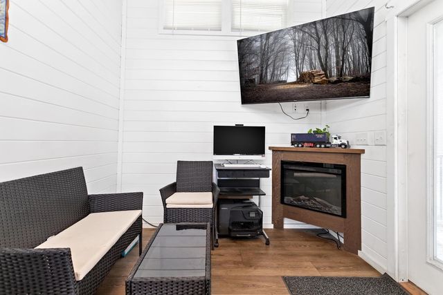 3740 Us 90 E, Liberty, TX 77575