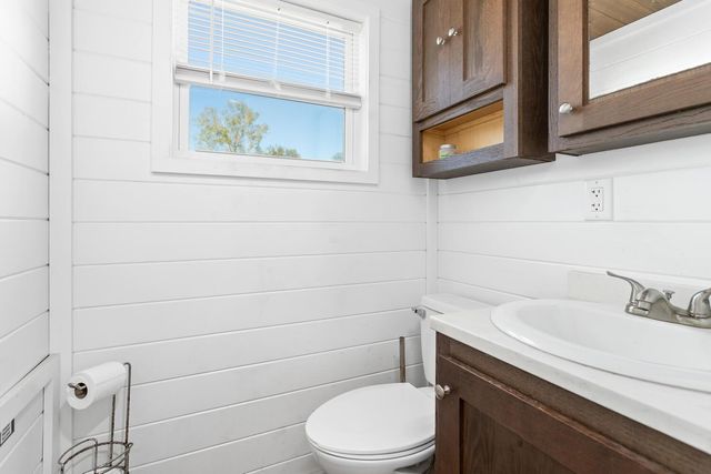 3740 Us 90 E, Liberty, TX 77575