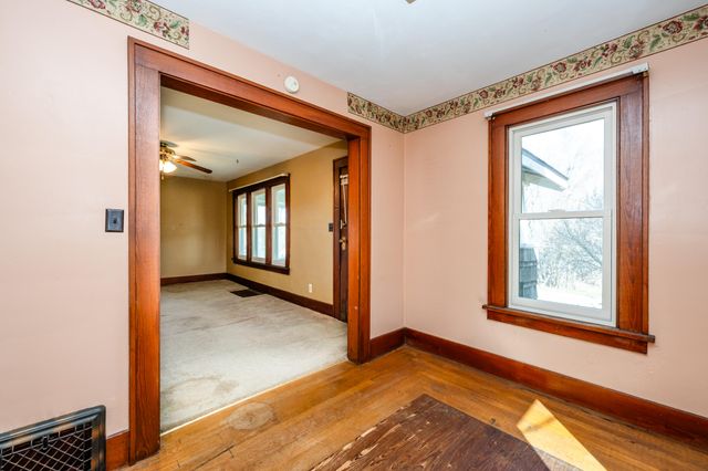 1294 W Glendora Road, Weesaw Twp, MI 49107