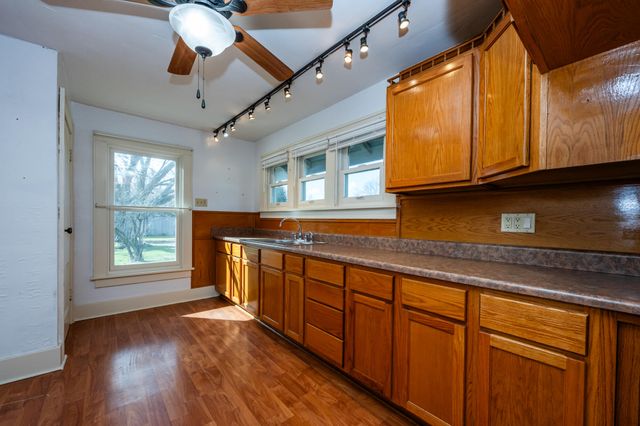 1294 W Glendora Road, Weesaw Twp, MI 49107