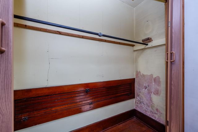 1294 W Glendora Road, Weesaw Twp, MI 49107