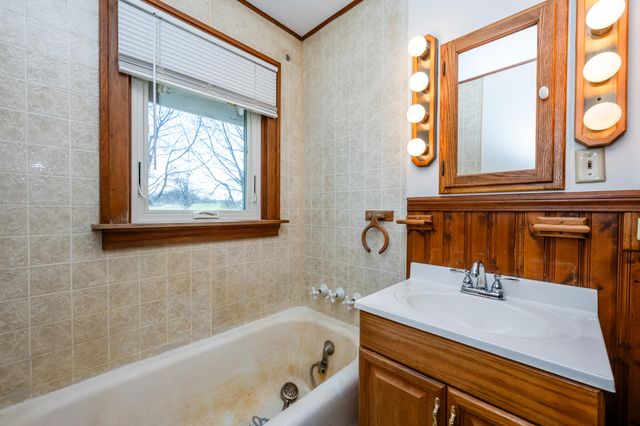 1294 W Glendora Road, Weesaw Twp, MI 49107