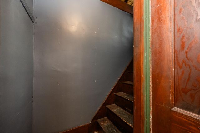 1294 W Glendora Road, Weesaw Twp, MI 49107