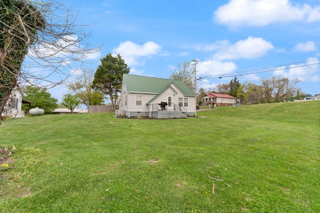 31 Cemetery Road, Williamsburg, KY 40769