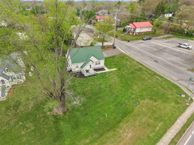 31 Cemetery Road, Williamsburg, KY 40769